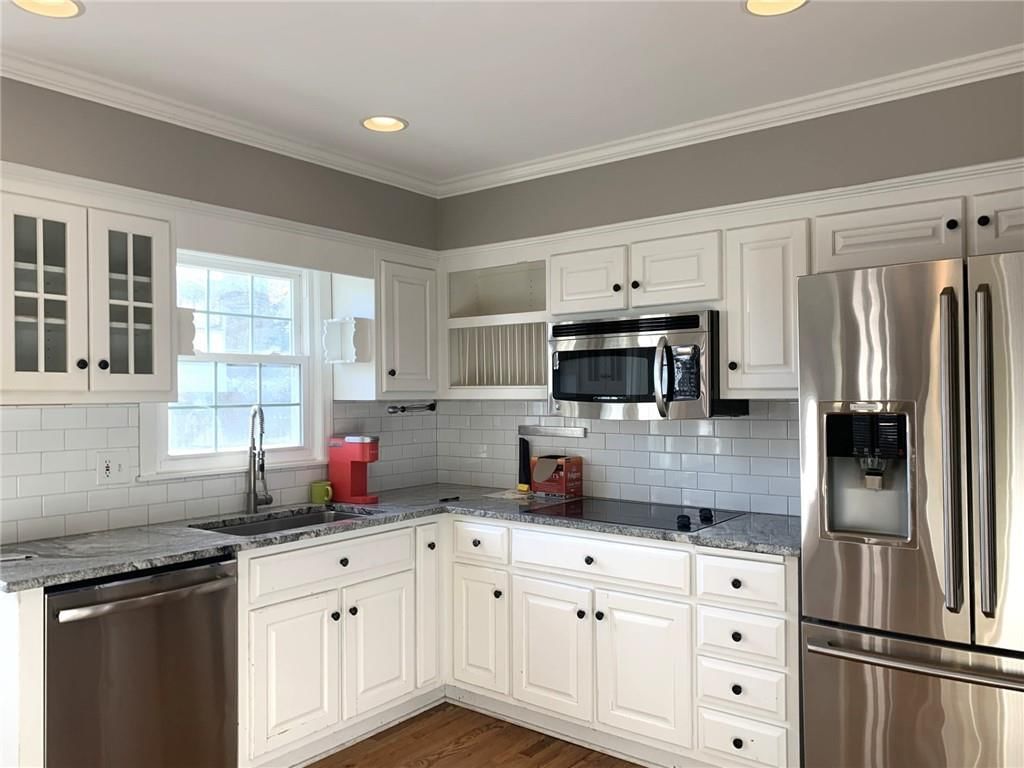 9810 Connell Drive — photo 10