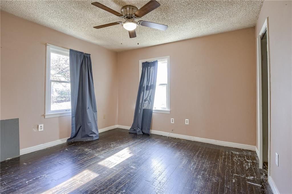 10037 Holmes Road — photo 19