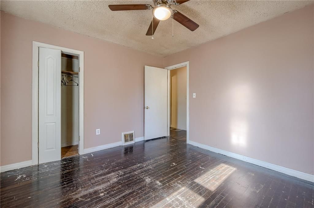 10037 Holmes Road — photo 20