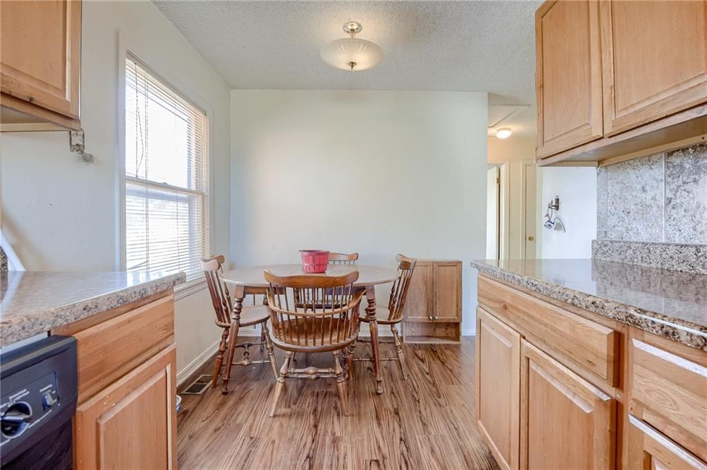10037 Holmes Road — photo 6