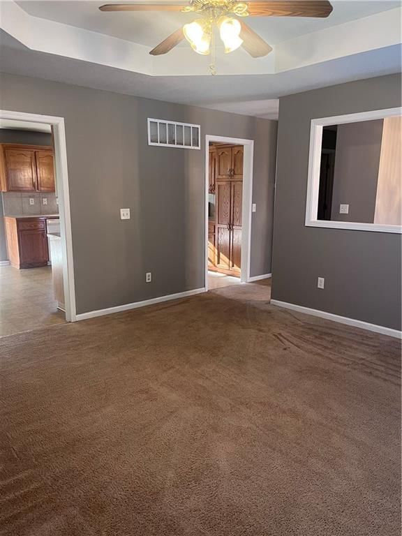 515 Wells Circle — photo 4