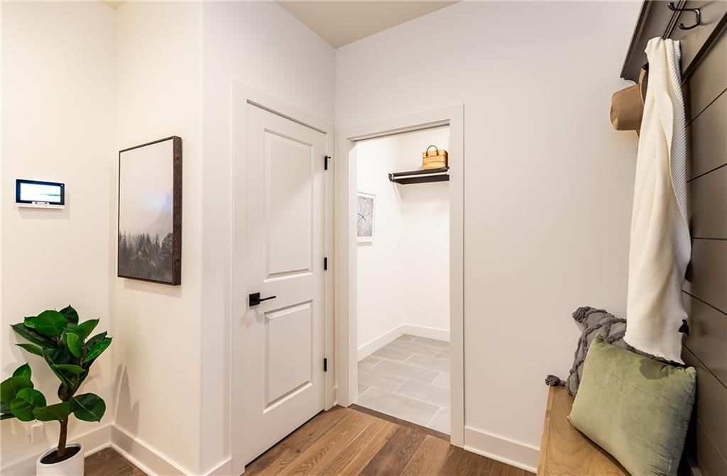 3813 W 187th Street — photo 18