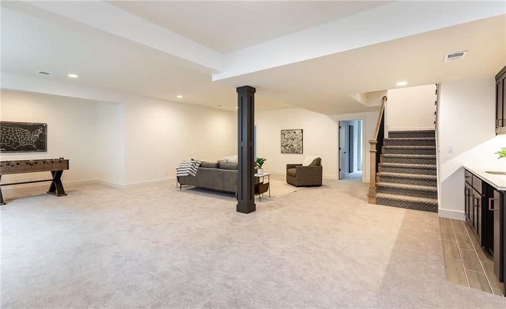 3813 W 187th Street — photo 25