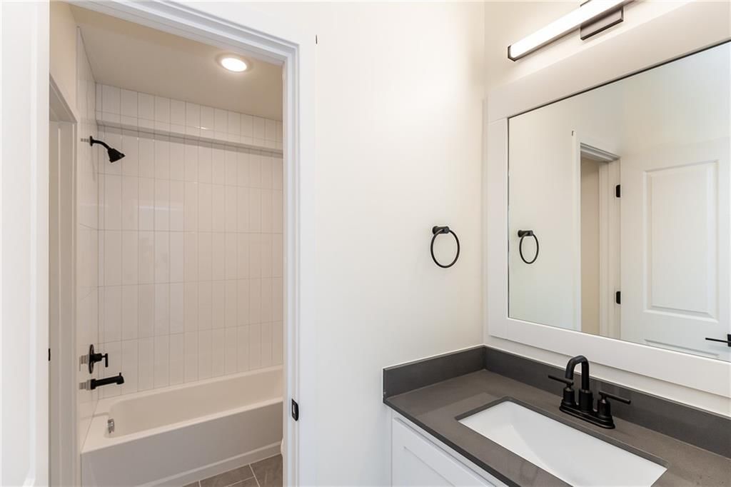 3813 W 187th Street — photo 30