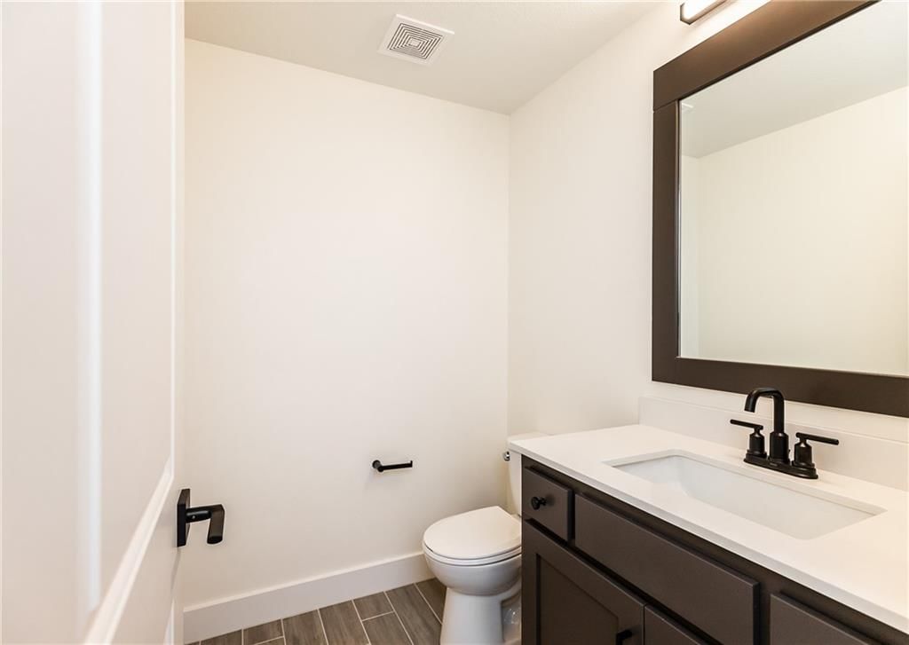 3813 W 187th Street — photo 33