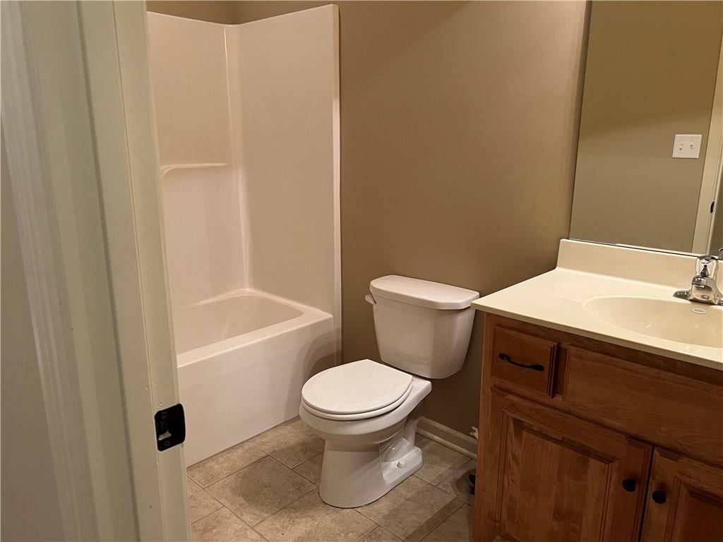 111 E Timberlake Drive — photo 11