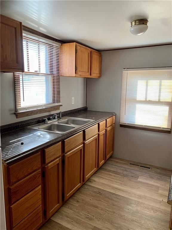 513 W Mckay Street — photo 14