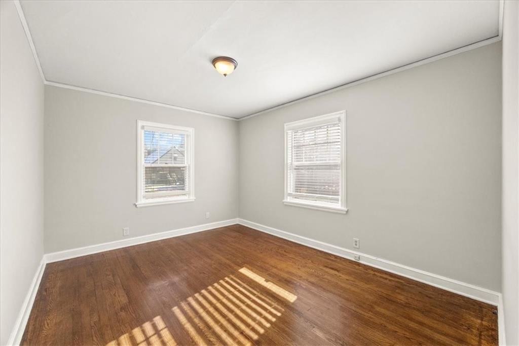 5735 Lydia Avenue — photo 10