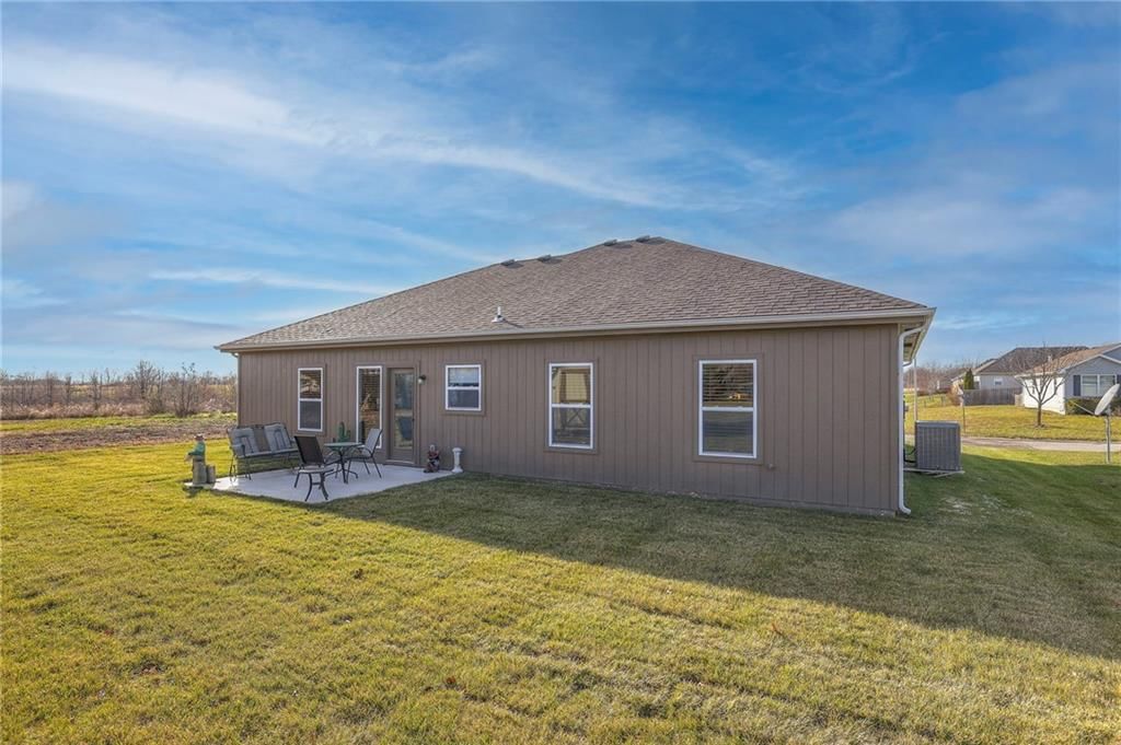 301 S Dalton Drive — photo 25