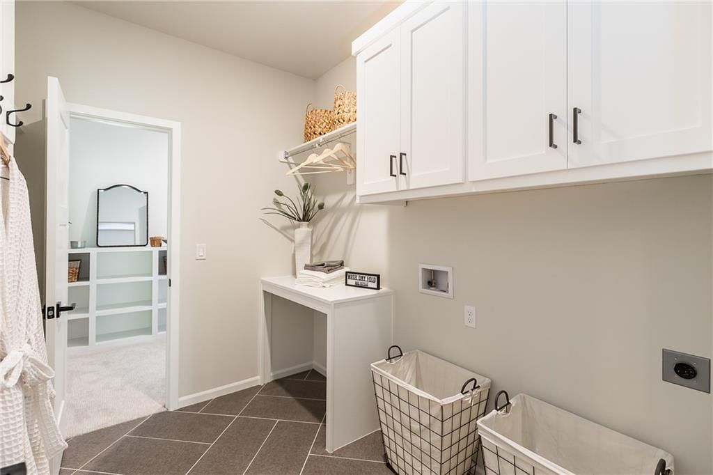18612 Howe Drive — photo 29