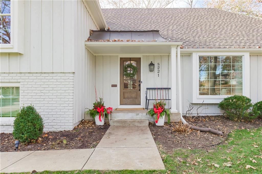 8221 Cherokee Circle — photo 2