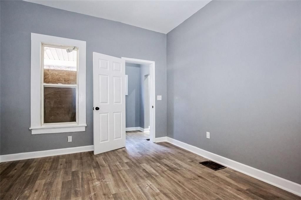 2320 Montgall Avenue — photo 9