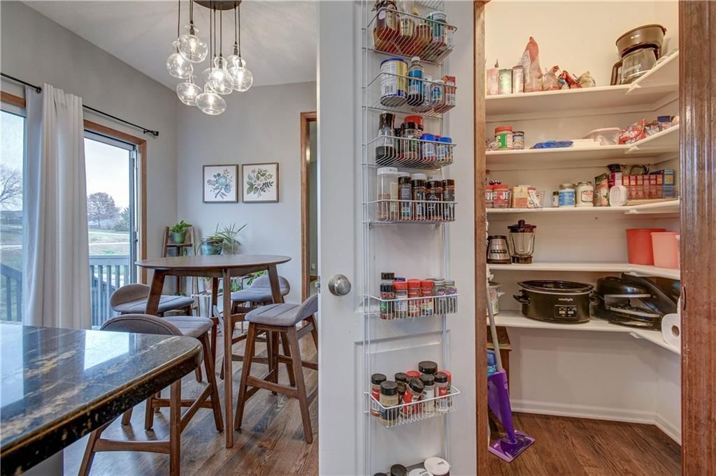 1805 NW Pond Avenue — photo 12