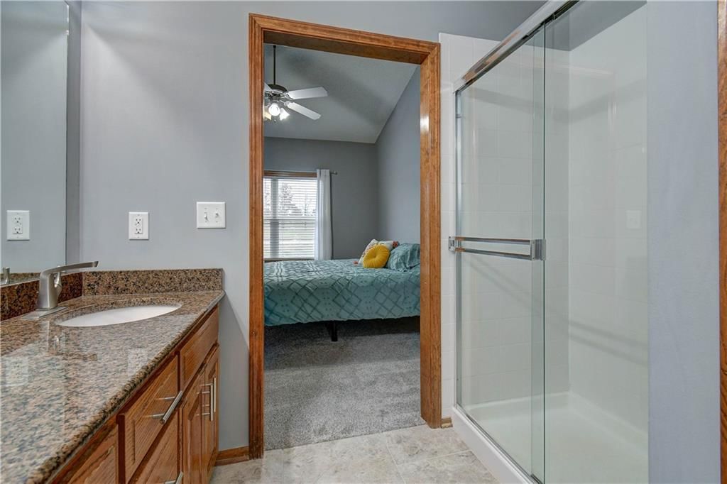 1805 NW Pond Avenue — photo 15