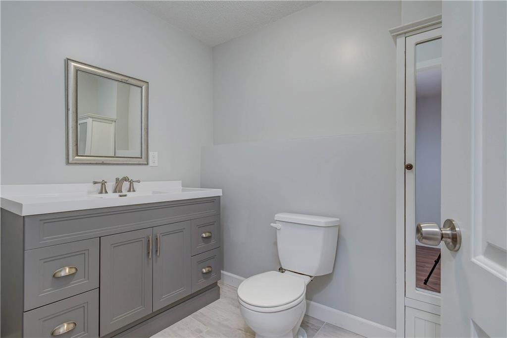 1805 NW Pond Avenue — photo 22