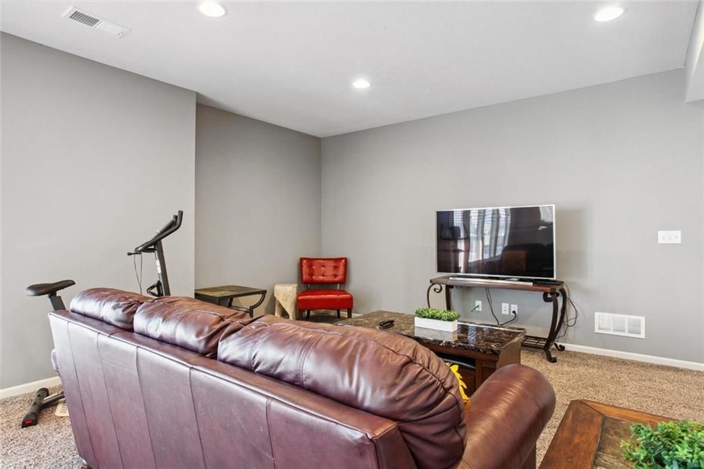 2305 NE 112th Street — photo 31
