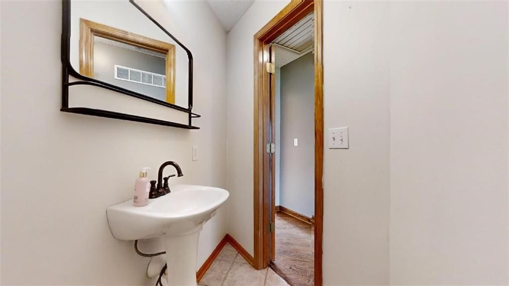 4655 Walton Road — photo 15