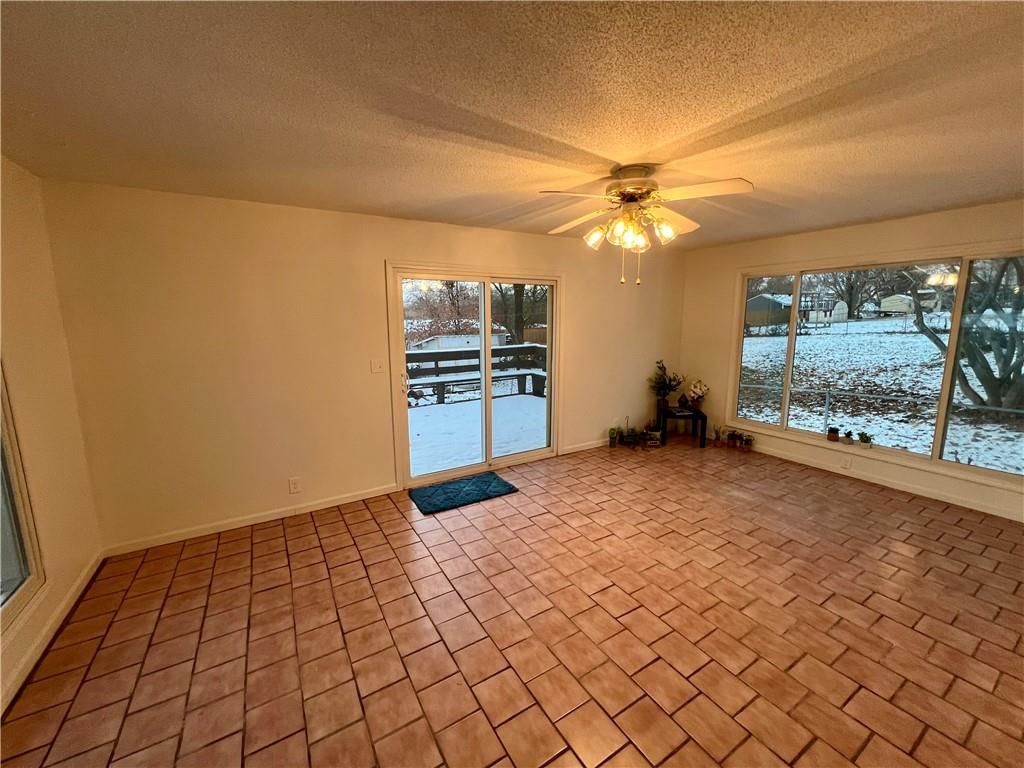 4830 N Wheeling Avenue — photo 19