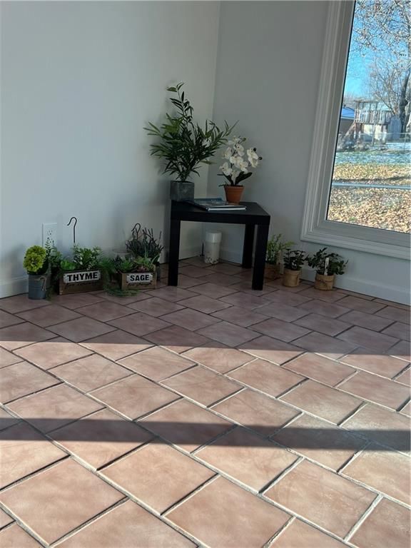 4830 N Wheeling Avenue — photo 21