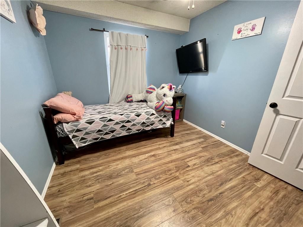 611 W Osborn Street — photo 25