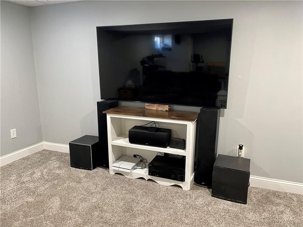 611 W Osborn Street — photo 32