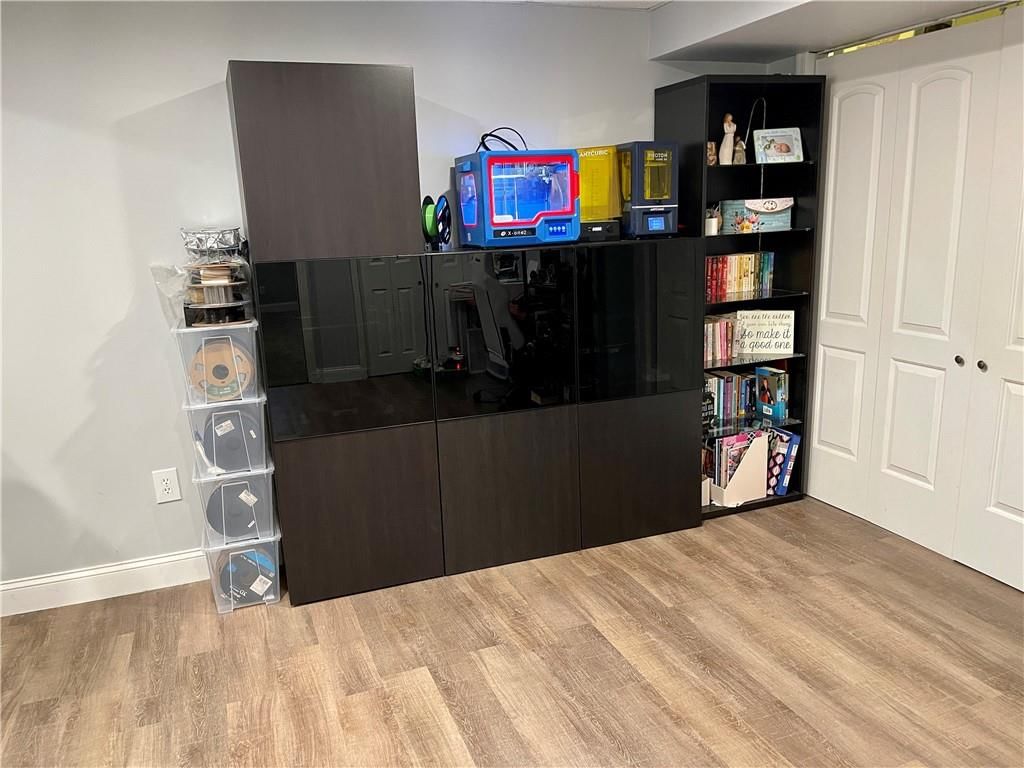 611 W Osborn Street — photo 39