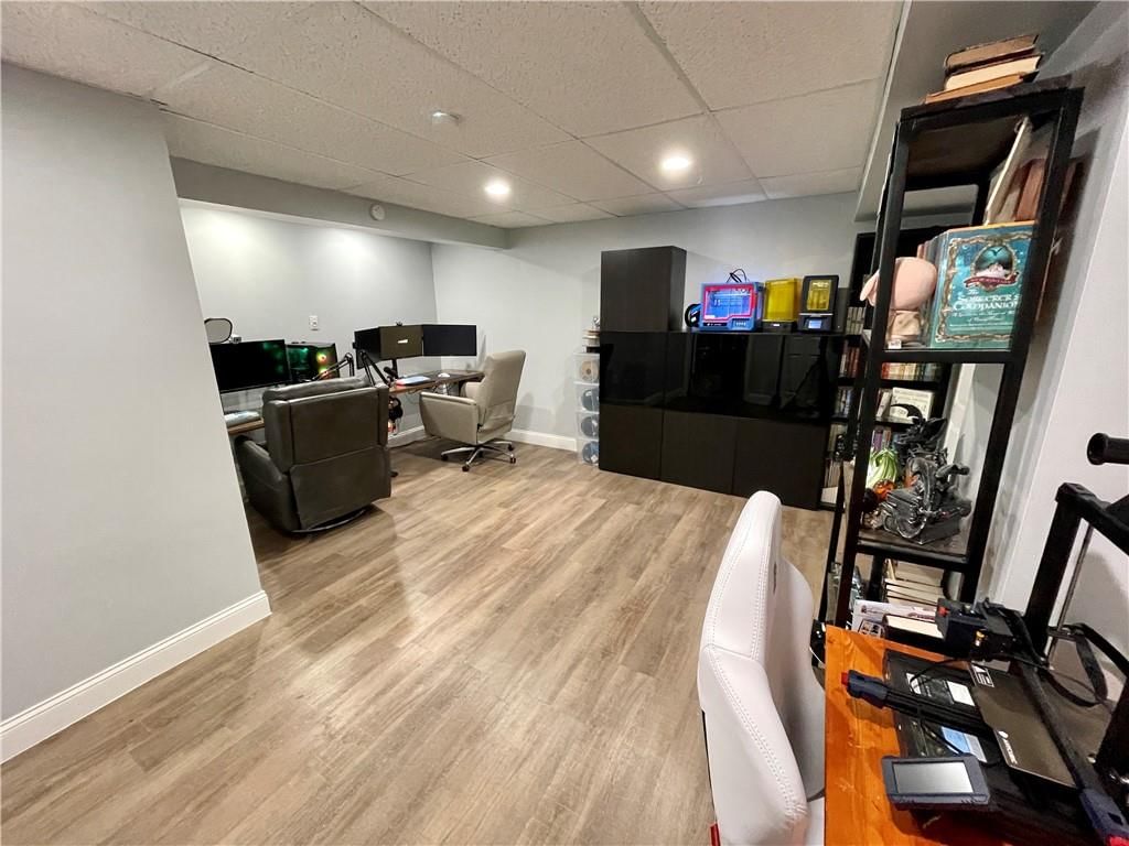 611 W Osborn Street — photo 43