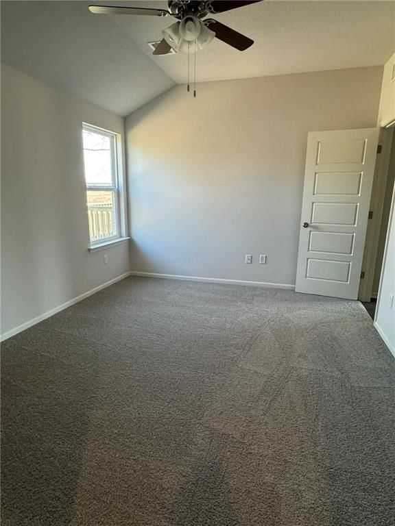 1005 Redbud Drive — photo 11
