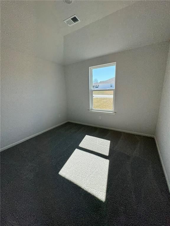 1005 Redbud Drive — photo 5