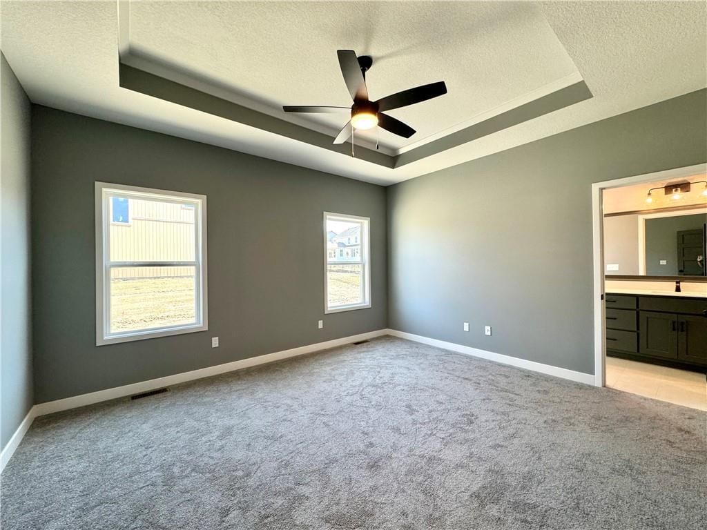 10223 N Oakland Avenue — photo 15