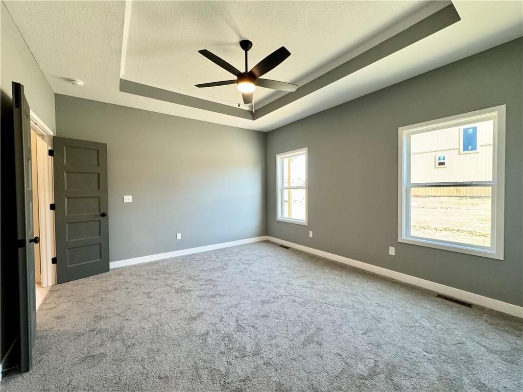 10223 N Oakland Avenue — photo 16