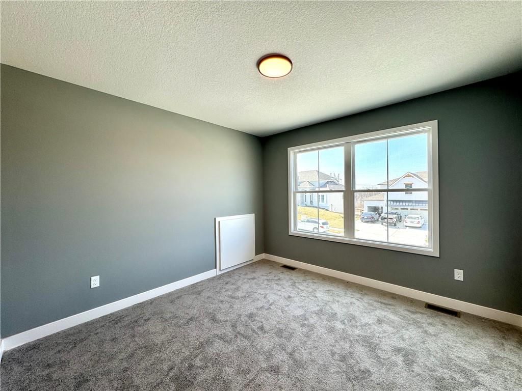 10223 N Oakland Avenue — photo 24