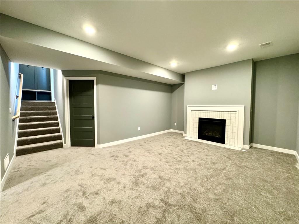 10223 N Oakland Avenue — photo 31