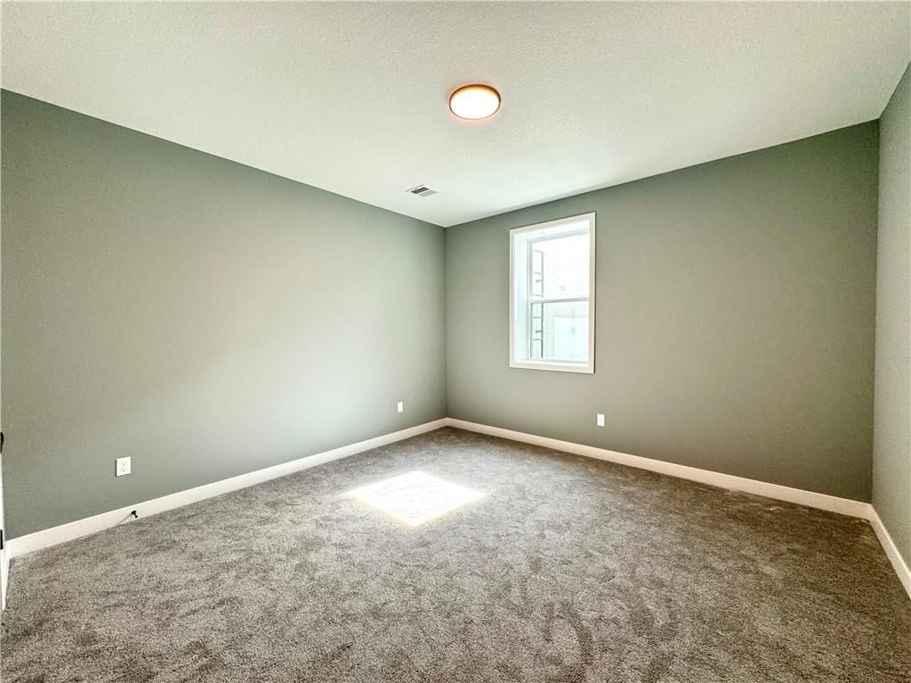 10223 N Oakland Avenue — photo 32
