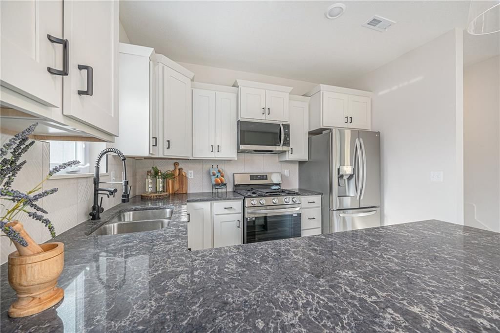 22910 W 72nd Terrace — photo 14