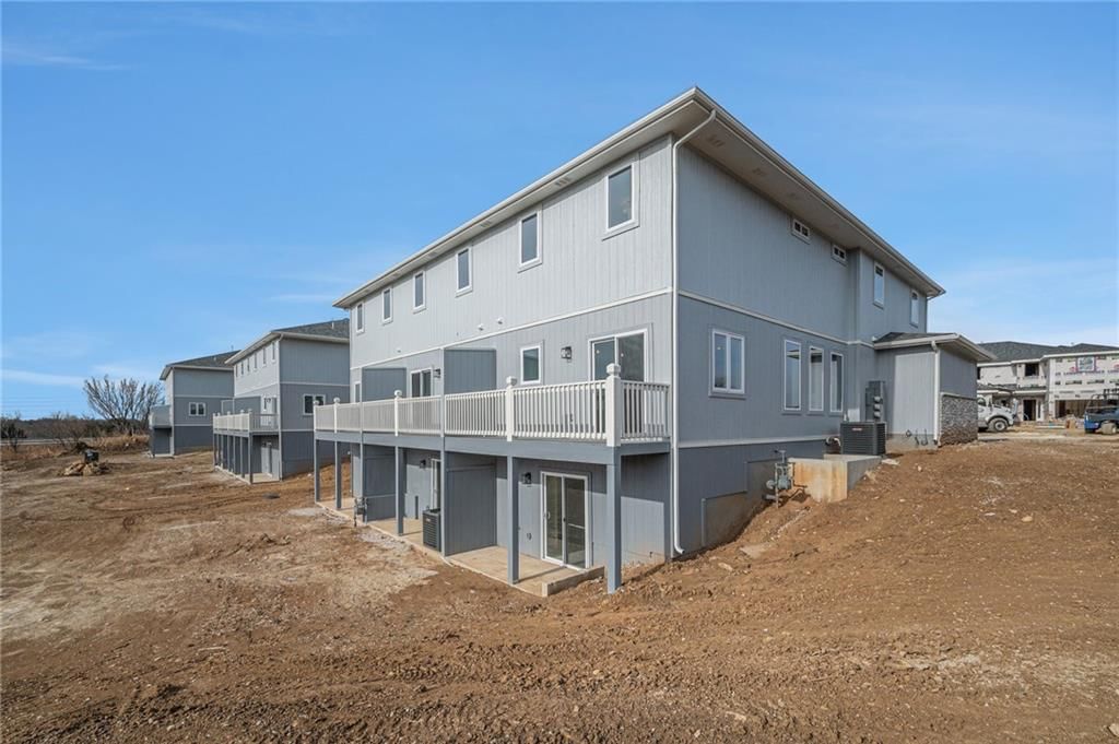22910 W 72nd Terrace — photo 33