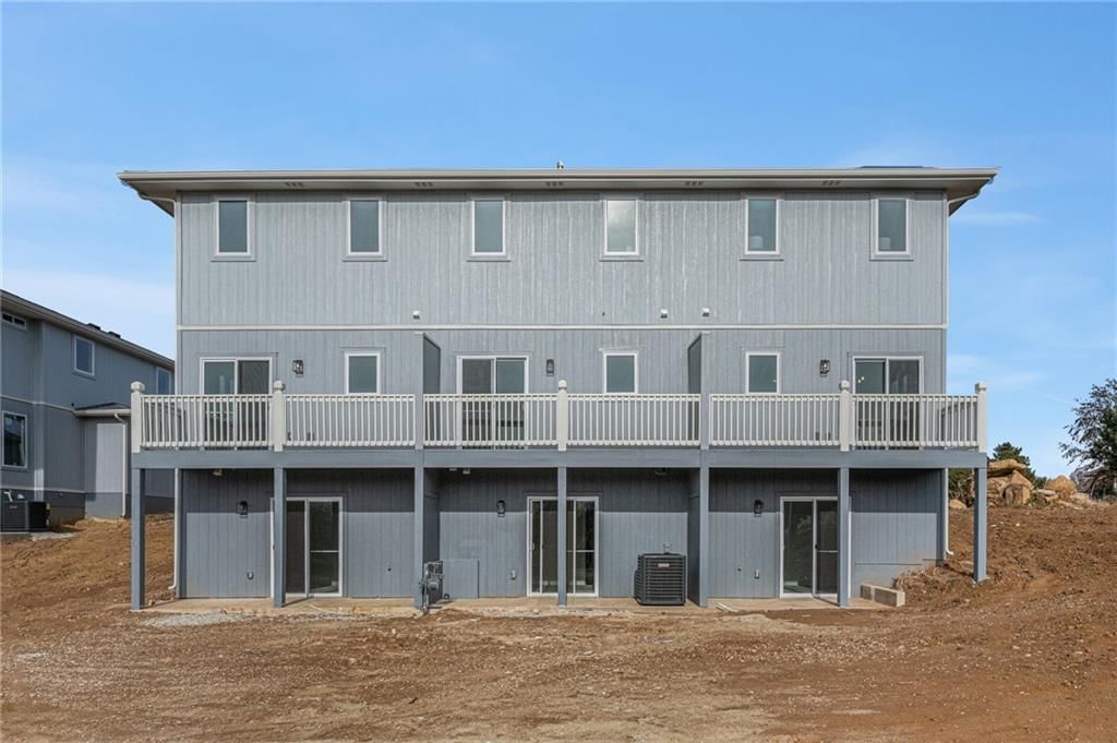 22910 W 72nd Terrace — photo 34