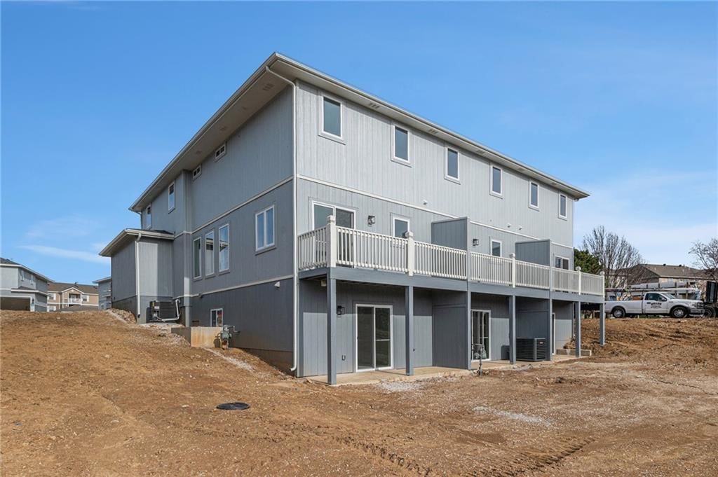 22910 W 72nd Terrace — photo 35