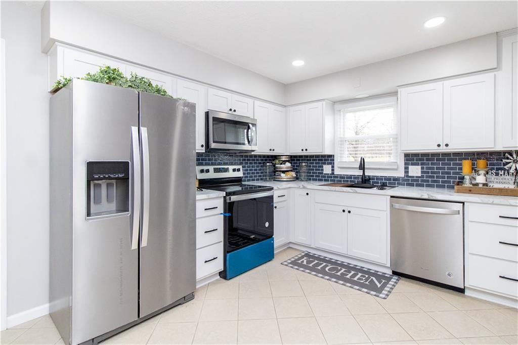 6005 Savannah Road — photo 8