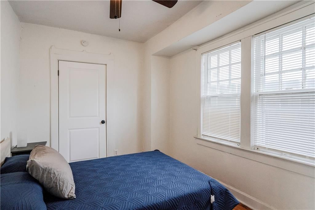 4130 Bell Street — photo 20