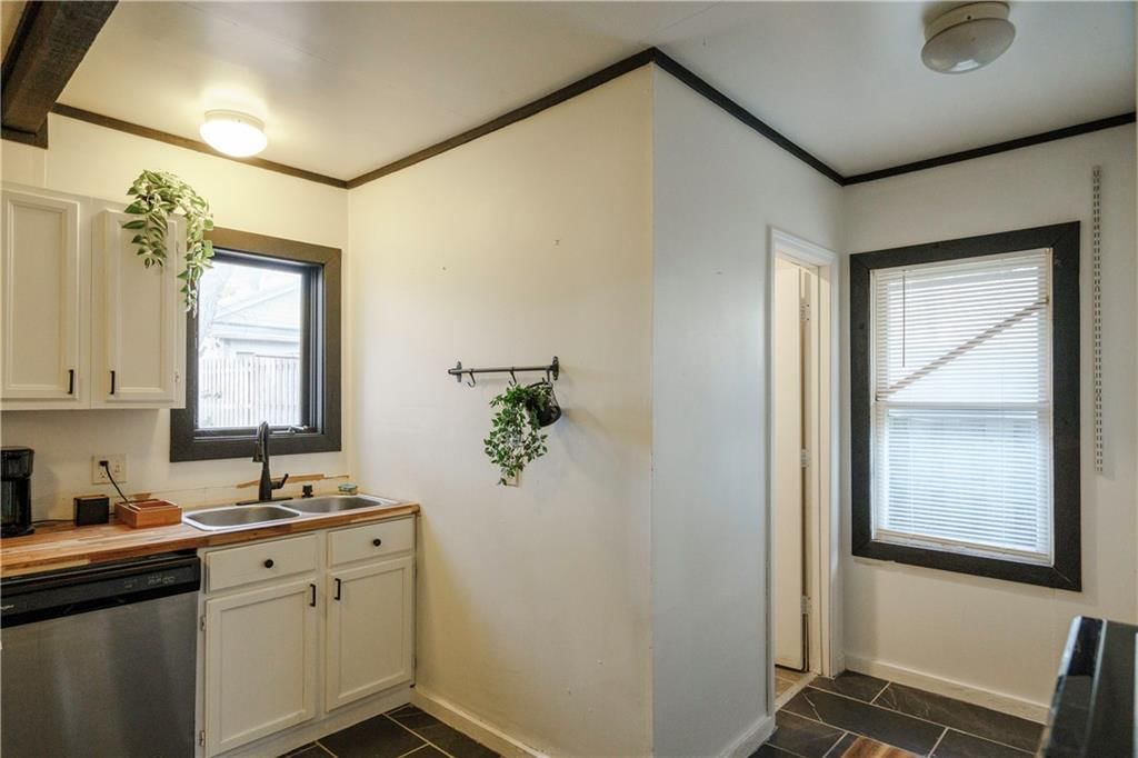 4130 Bell Street — photo 7