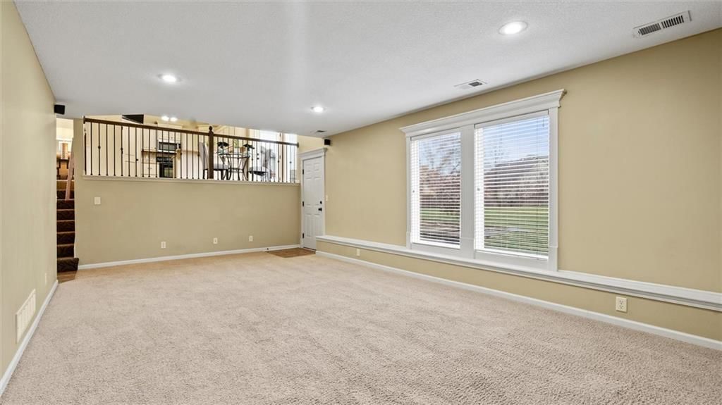 7709 DOVE Avenue — photo 22