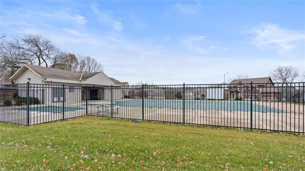7709 DOVE Avenue — photo 36