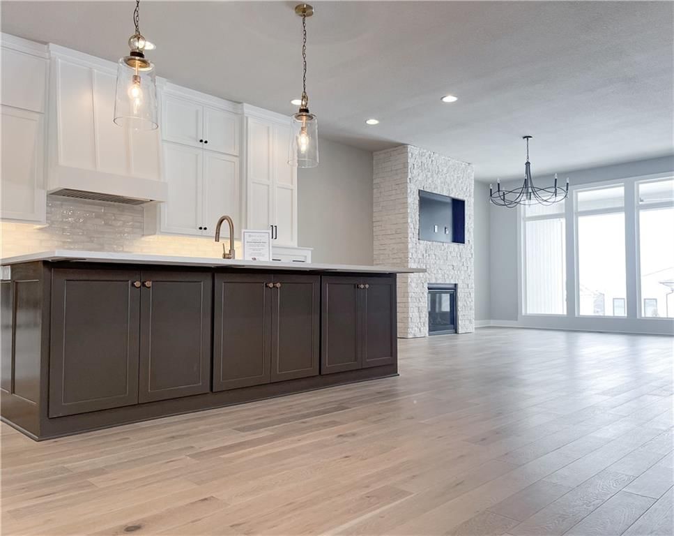 21912 W 82nd Terrace — photo 11