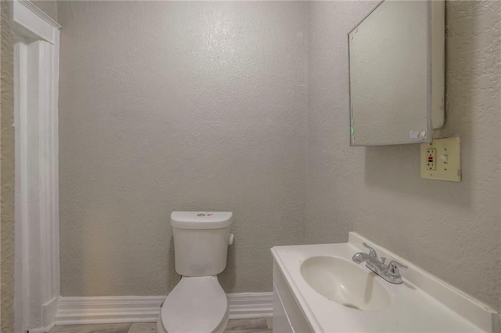 4517 Forest Avenue — photo 12