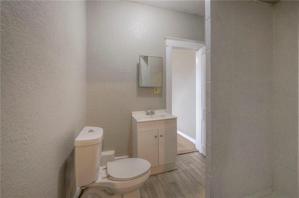 4517 Forest Avenue — photo 13