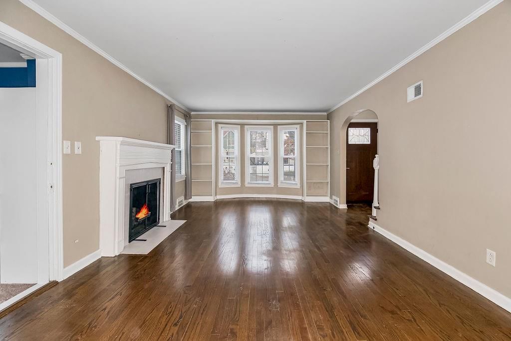 1264 W GREGORY Boulevard — photo 11