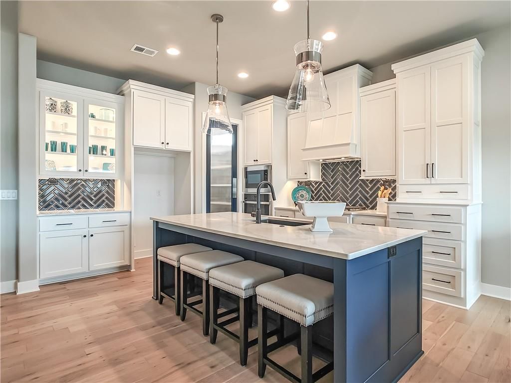 16724 Hayes Street — photo 20