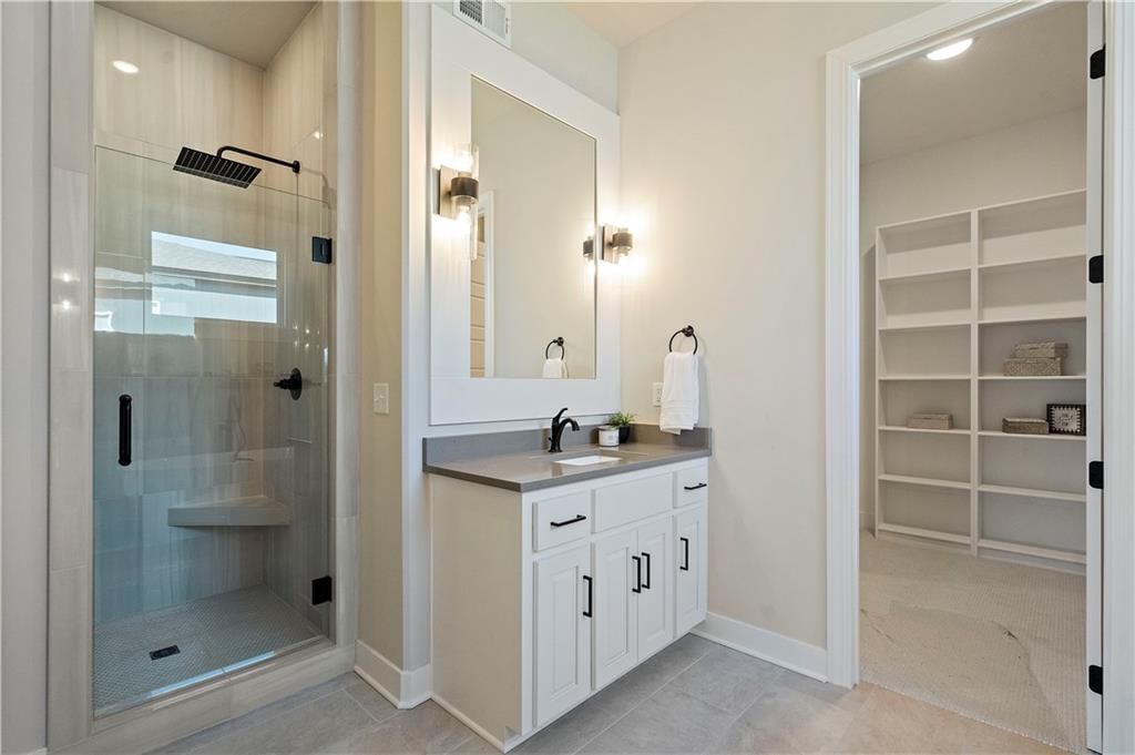 2758 SW 12th Street — photo 18
