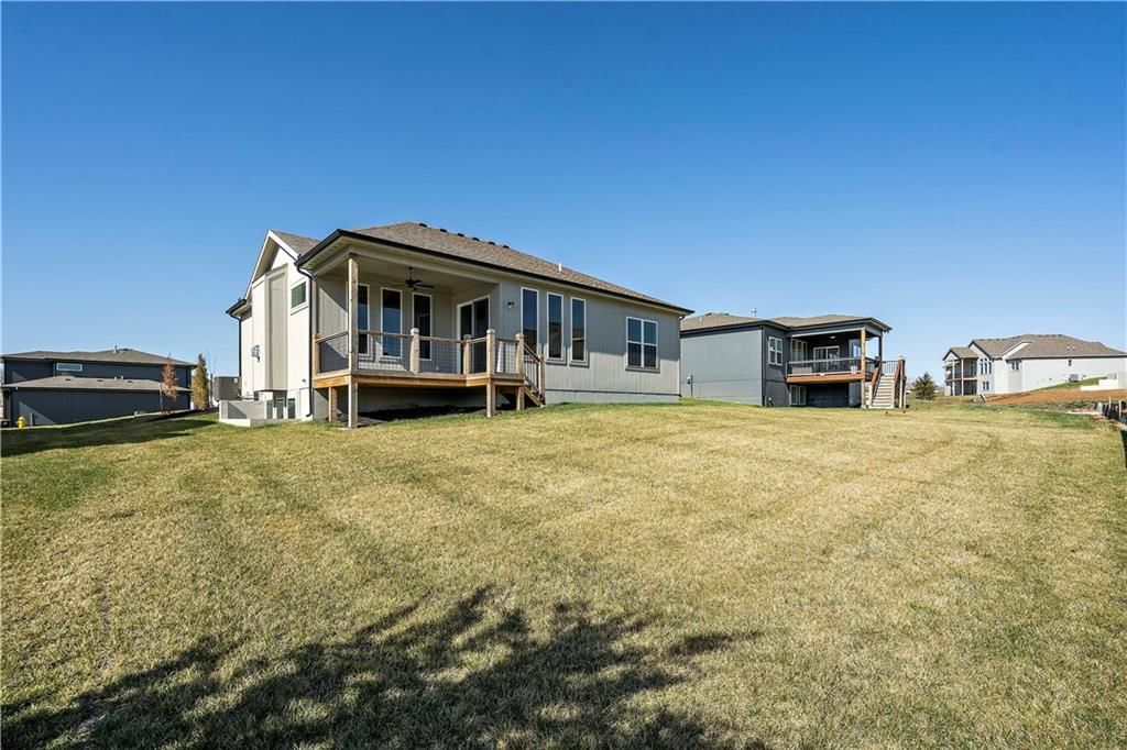 2758 SW 12th Street — photo 30